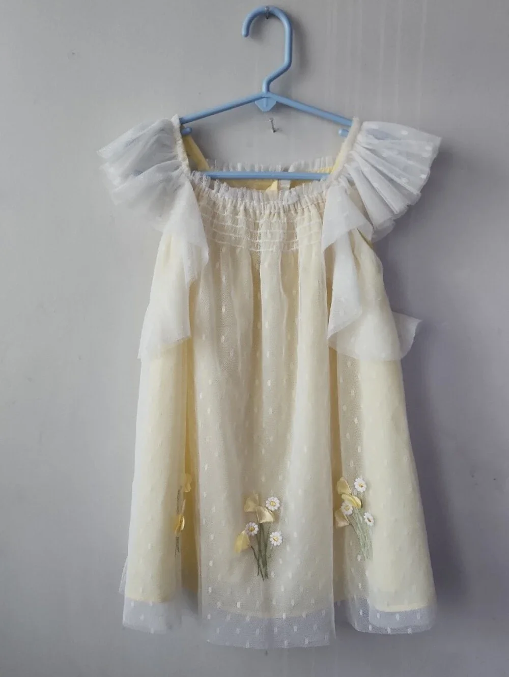 Biscotti Pale Yellow and White Floral Tulle Dress. New Without Tag